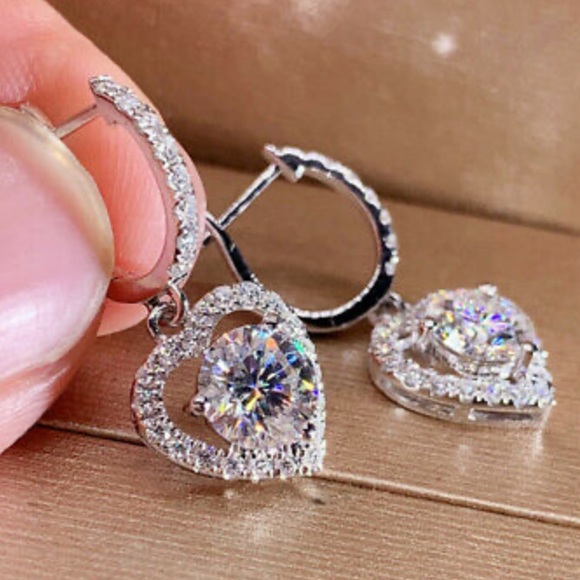 New Sterling silver diamond heart earrings - Picture 4 of 4